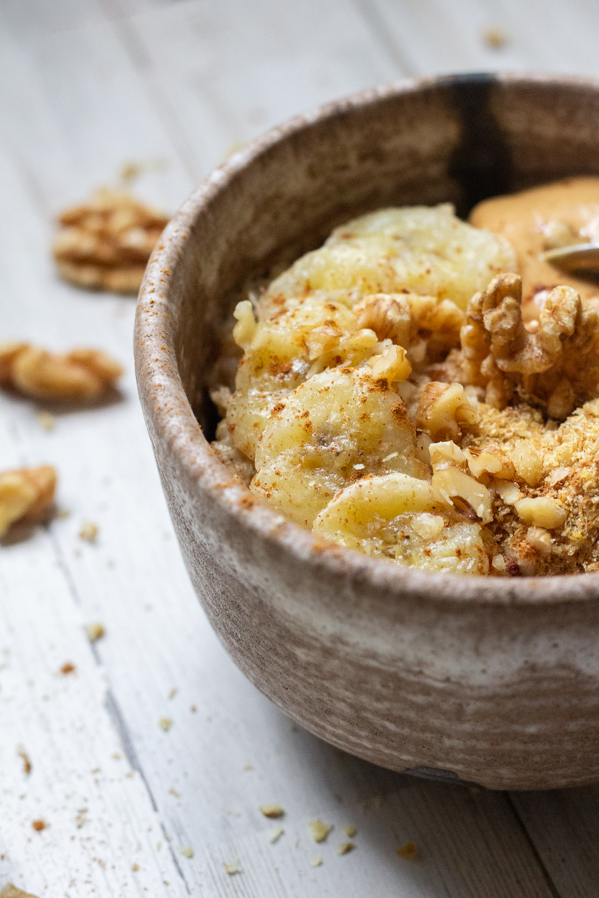 Bananas Foster Healthy Oatmeal Recipe: 5 Minute Breakfast!